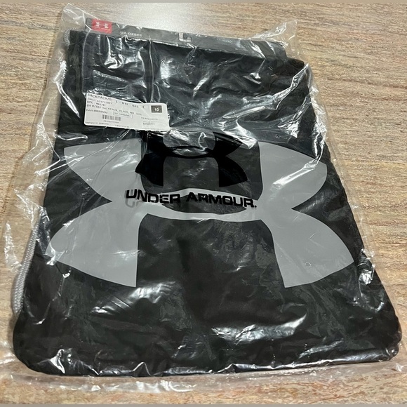 New Under Armour UA OZSEE sackpack - Picture 2 of 10